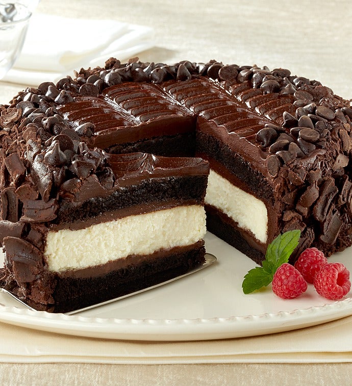 Junior's Devil's Food Cheesecake